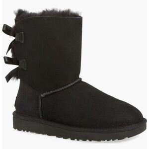UGG Australia Bailey Bow II Genuine Shearling Boot Size 8 Black Suede Leatherl